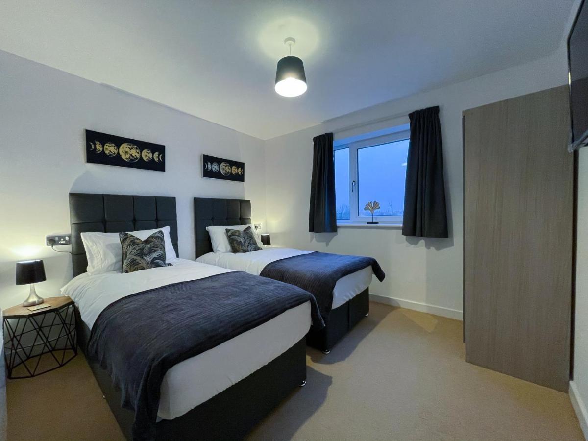 Station Side Penthouse Apartman Wolverhampton Kültér fotó
