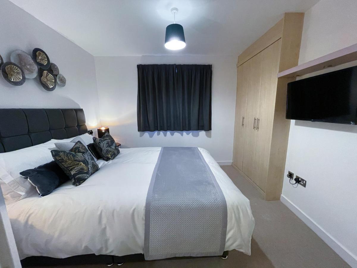 Station Side Penthouse Apartman Wolverhampton Kültér fotó